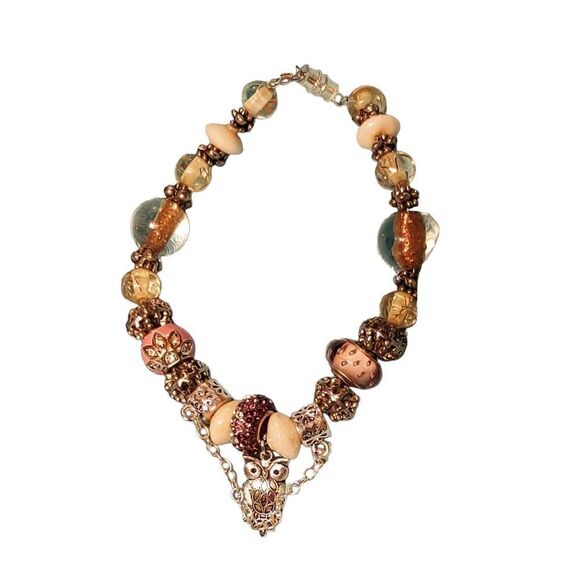 Hand Crafted Beaded bracelet 8 1/2" - Picture 9 of 10